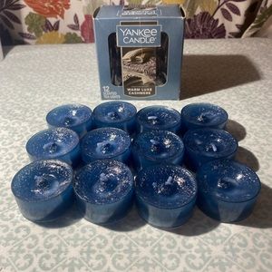 NIB - Yankee Candle Warm Luxe Cashmere Tea lights